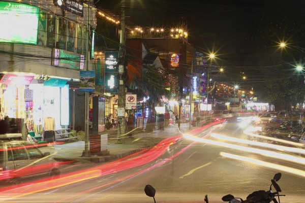 २४ सै घण्टा लेकसाइड खोल्ने पहल आफ्नै लागि घातक